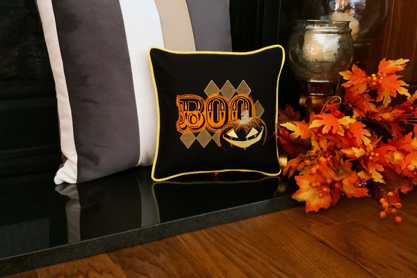 "Boo" Halloween Pillow