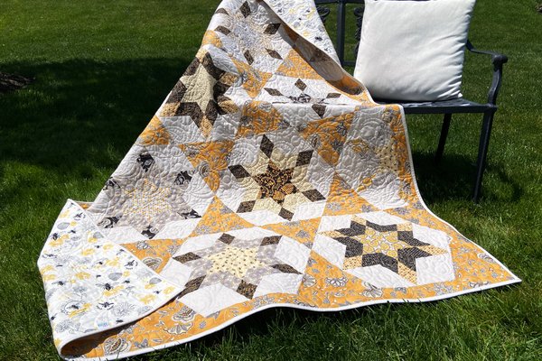 Bee Creative Quilt