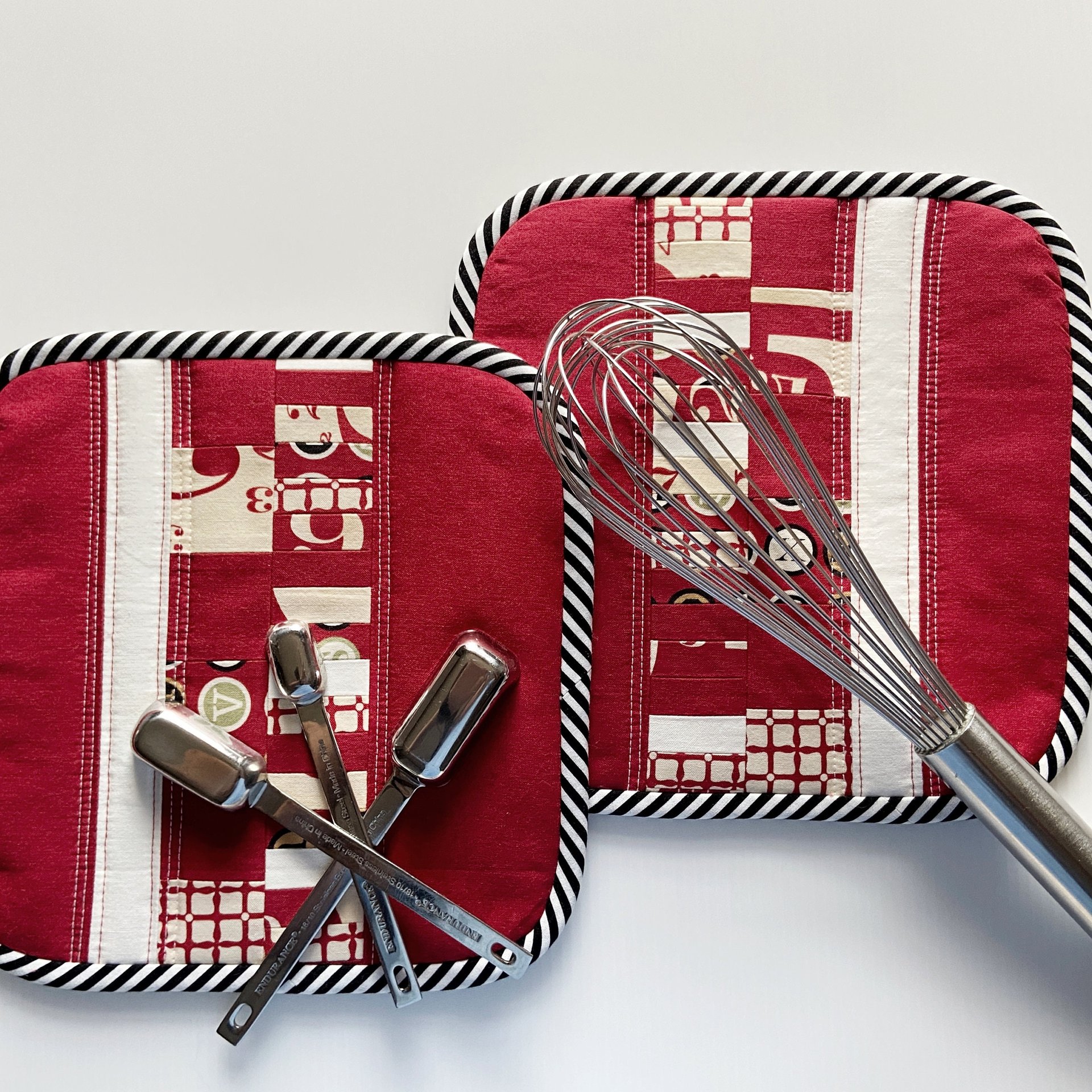 Red Quilted Potholder Set, Retro Kitchen Hot Pads